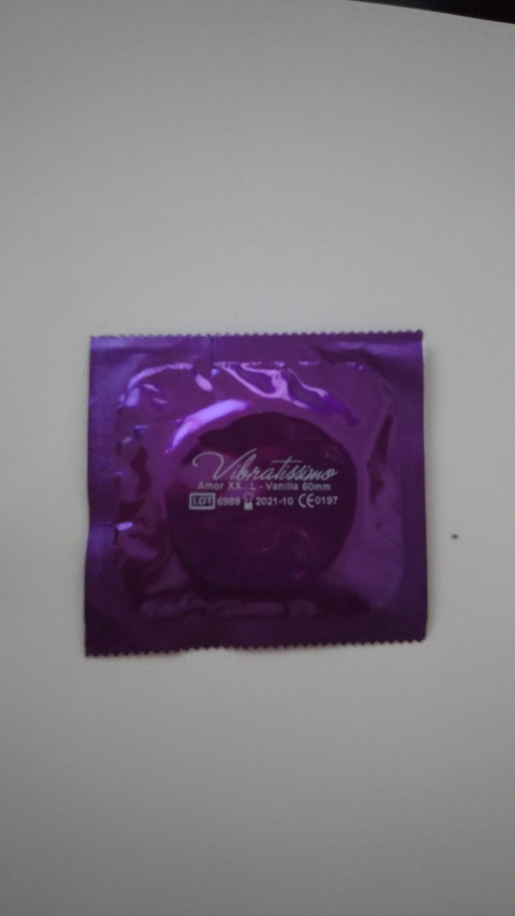 Vibratissimo Vanilla Kondome 50er 60 mm + Gleitgel 250ml